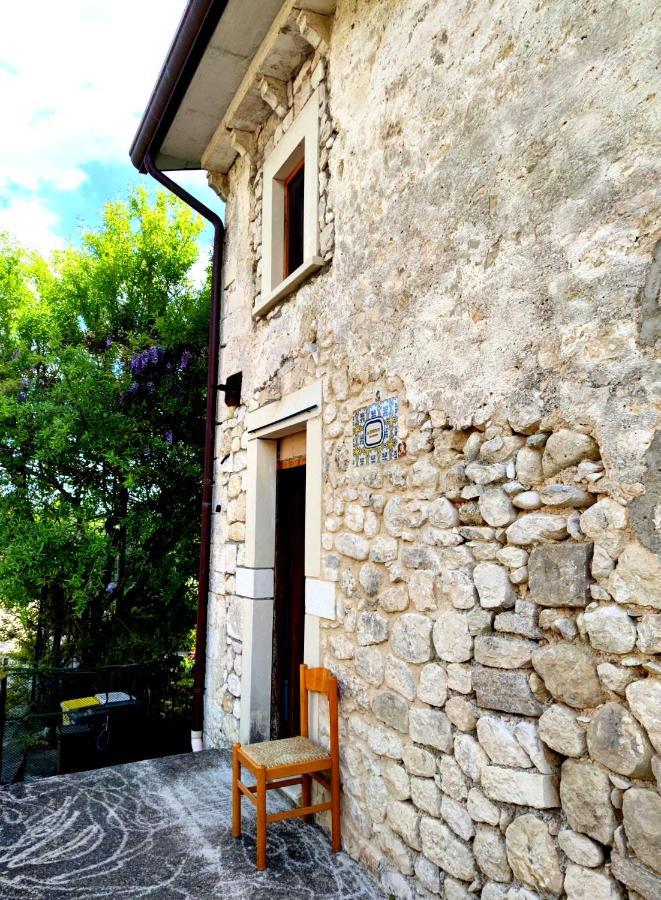 Ai Limiti • 67 • Stonehouse Vendégház Palombaro Kültér fotó