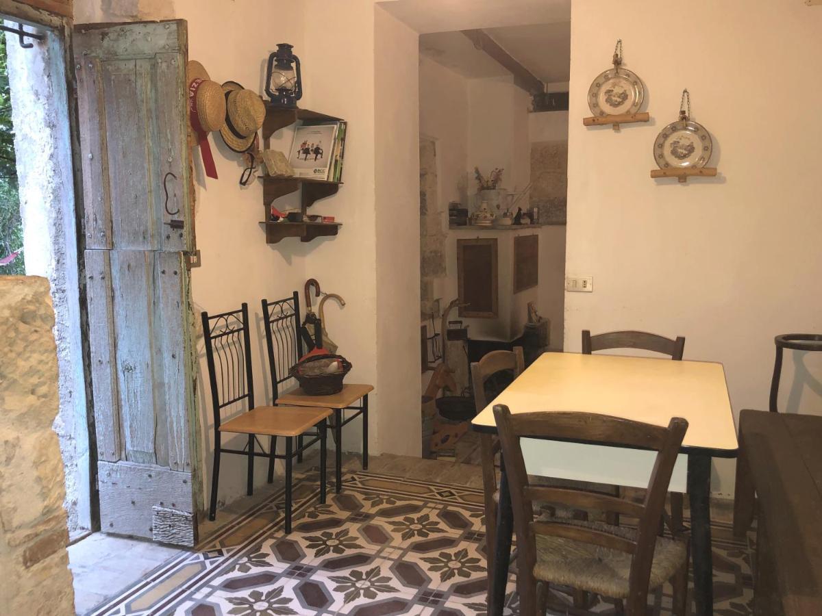 Ai Limiti • 67 • Stonehouse Vendégház Palombaro Kültér fotó